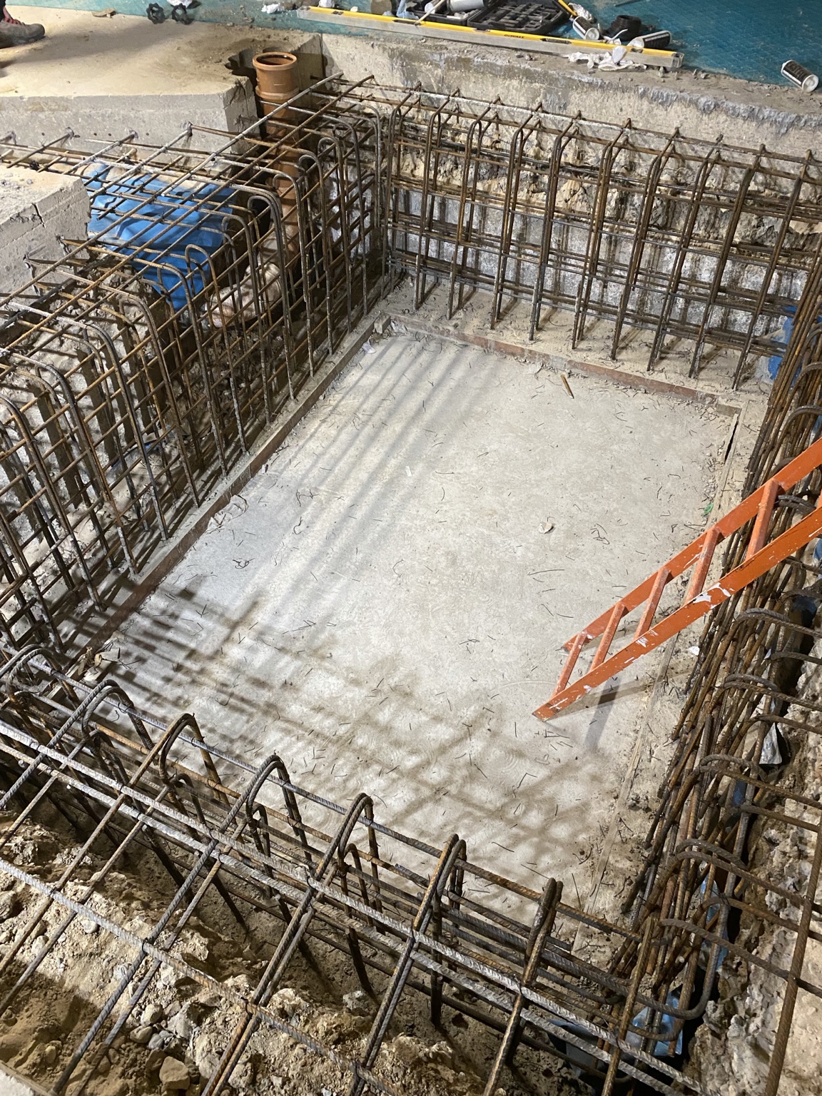 Reinforced commercial lift pit