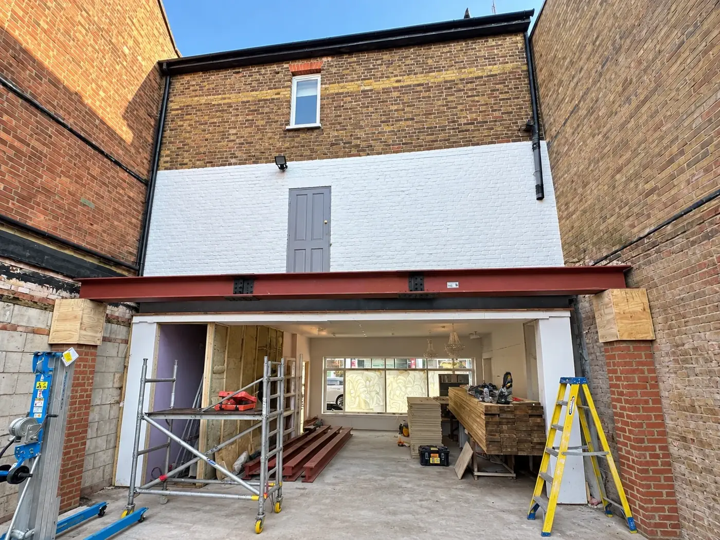 Major structural works during the Henley-on-Thames apartment development